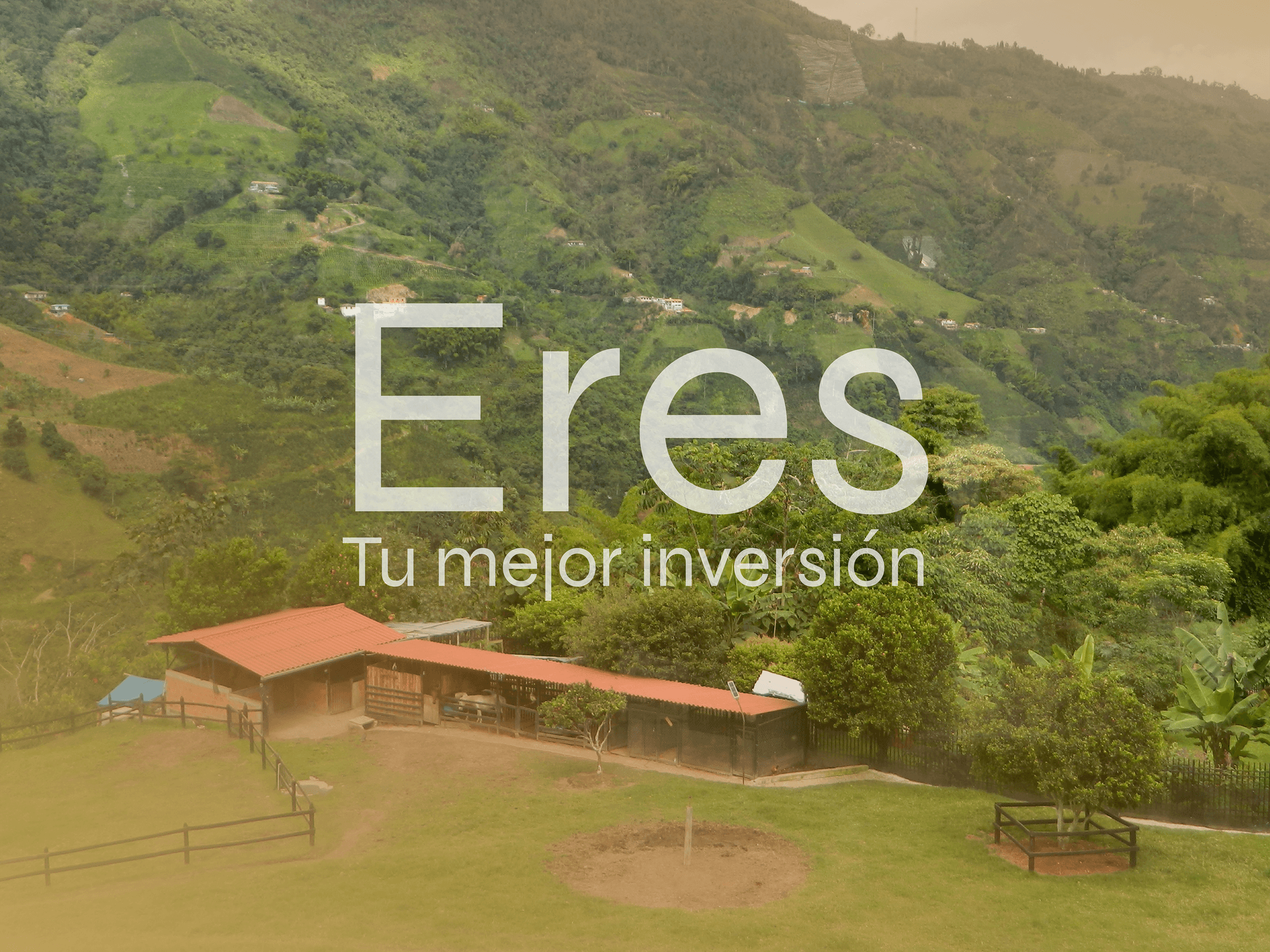 Soy Natalia Martínez, diseñadora industrial y arquitectónica, actualmente en Caldas